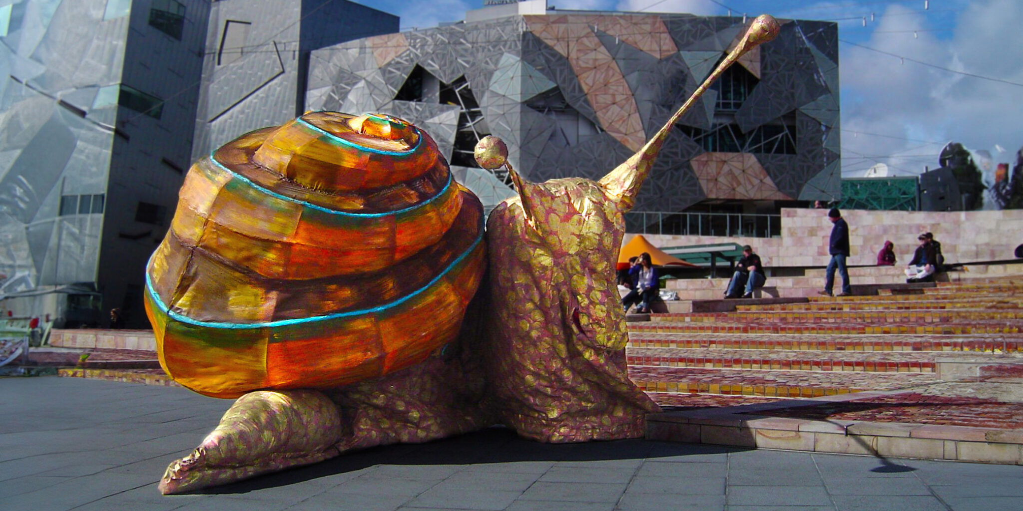 Snail - Snuff Puppets