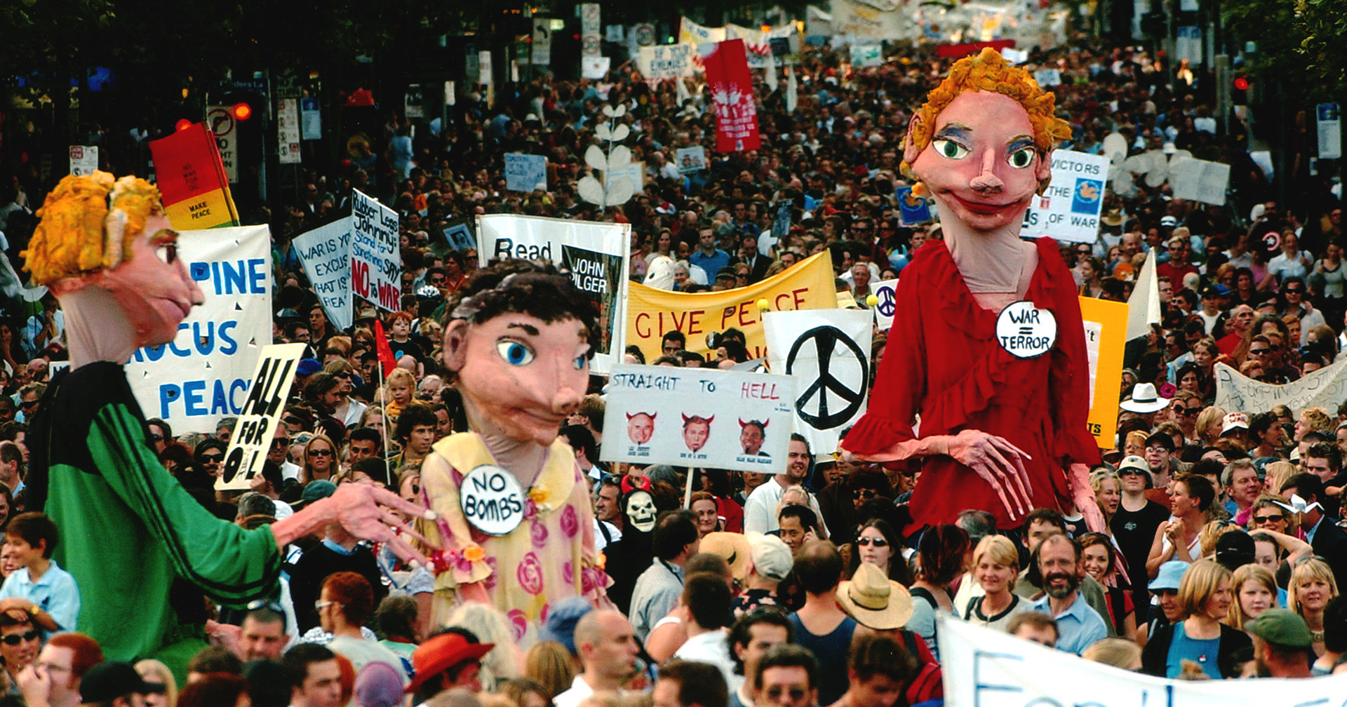 Snuff Puppets Boom Family - Melbourne Peace Rally